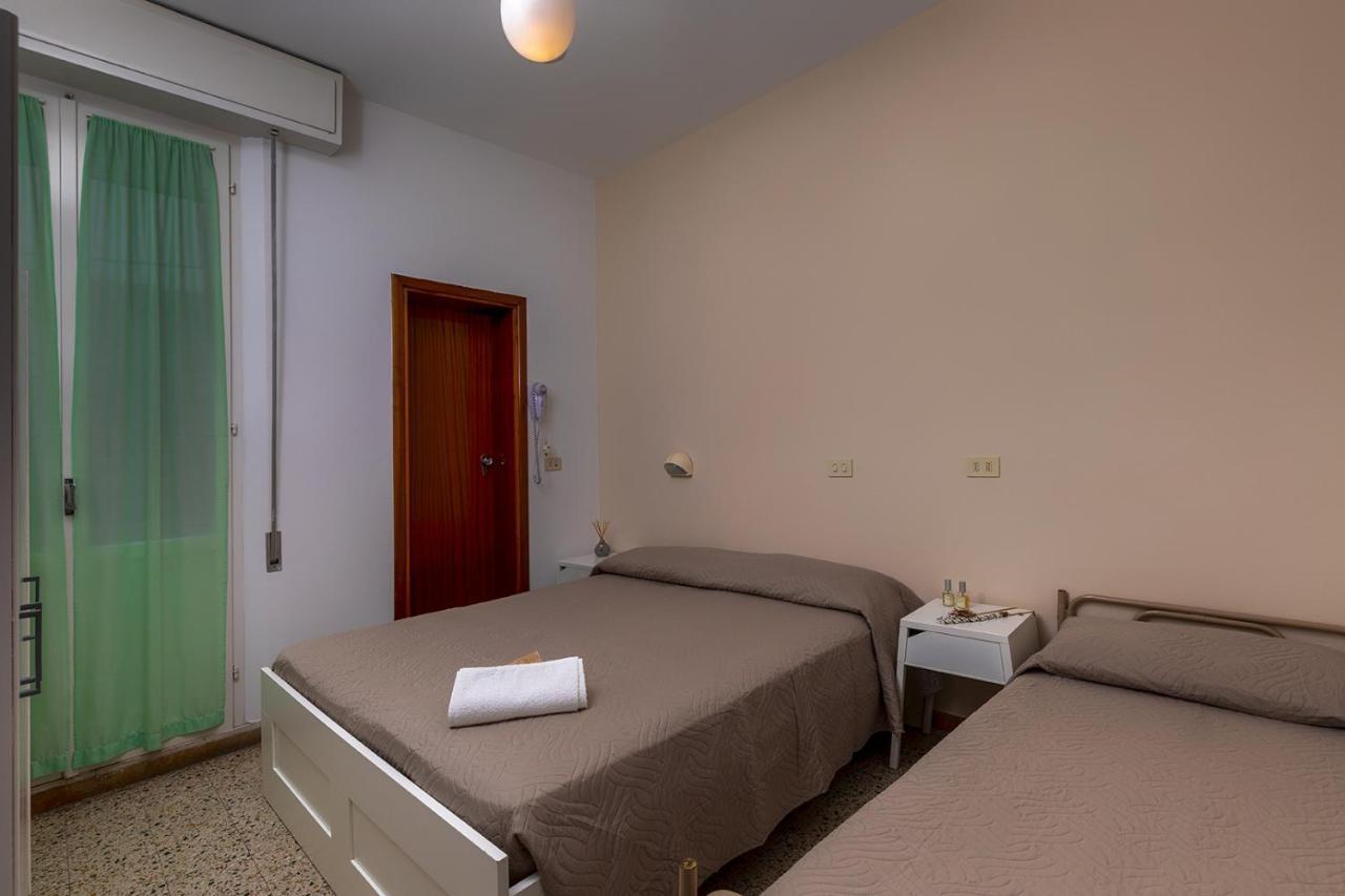 Albergo Gloria Bellaria-Igea Marina Exterior photo